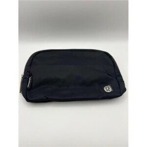Everywhere Belt Bag- Black NWTLululemon Dual Zip NWT